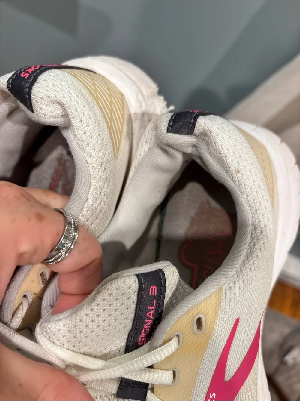 Brooks Women's White and Pink Running Shoes(fits like a size 7!!)
